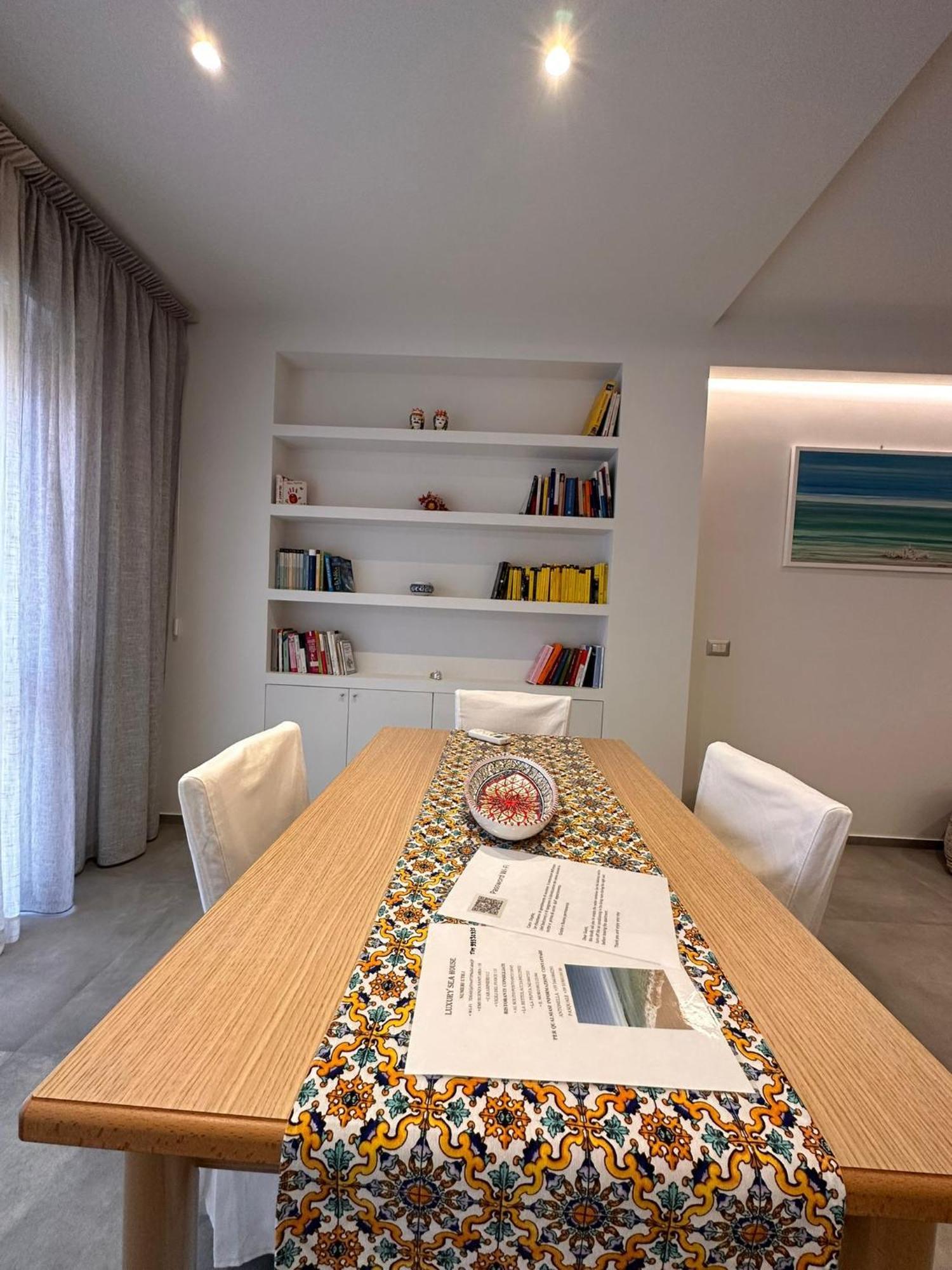 Luxury Sea House Apartment Trapani Exterior photo